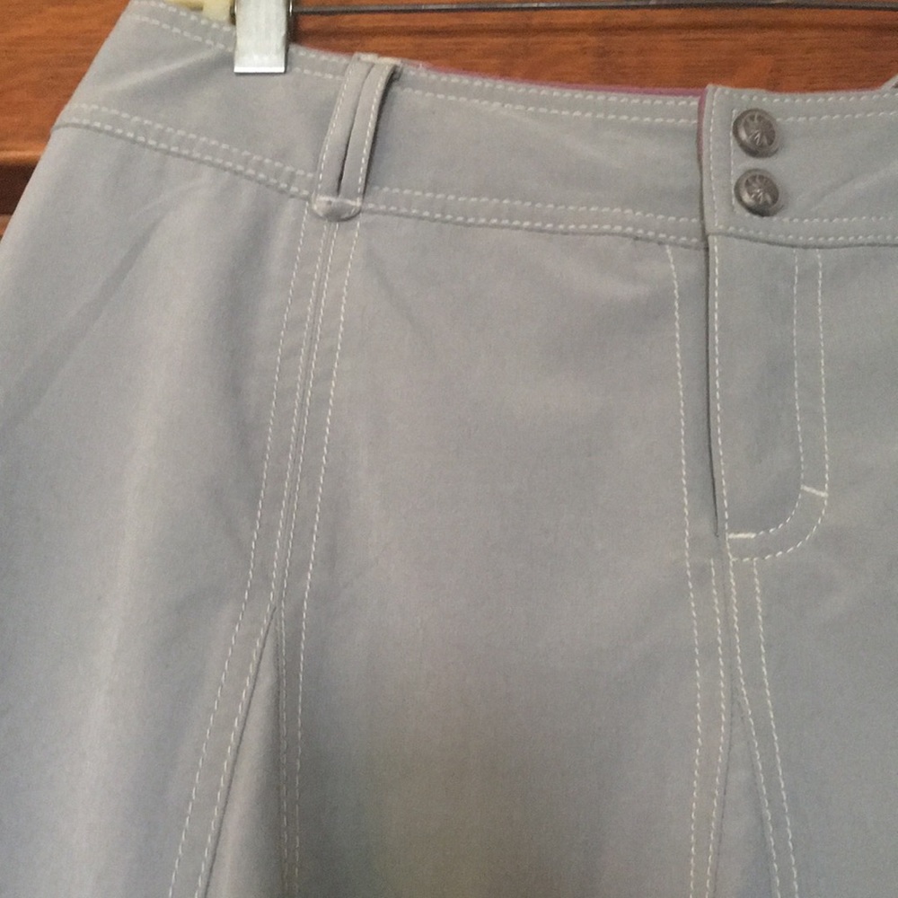 Athleta grey skort with pockets - Picture 3 of 5